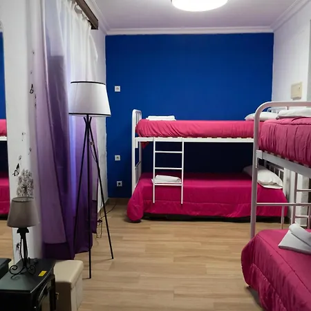 فندق مبيت وإفطار Backpacker Al-katre *