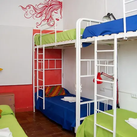 Backpacker Al-katre قرطبة