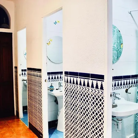 バックパッカー アルカトレ ベッド・アンド・ブレックファスト *