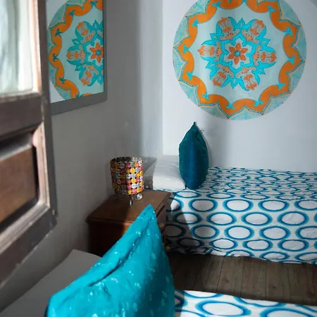 バックパッカー アルカトレ * コルドバ