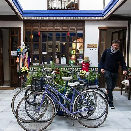 Backpacker Al-katre Bed and breakfast Córdoba